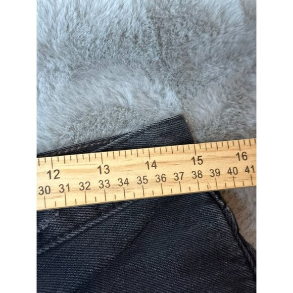 We The Free Black 3" Women's 29" Distressed Denim Cut-Off Shorts - Picture 4 of 9